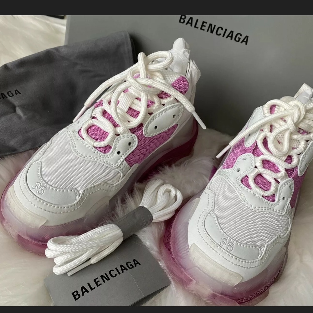 Balenciaga triple S size 6 us / white and pink